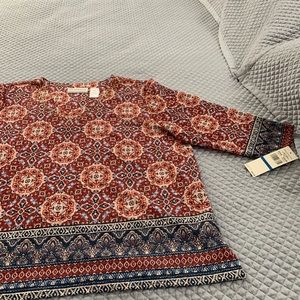 Lightweight multicolored blouse